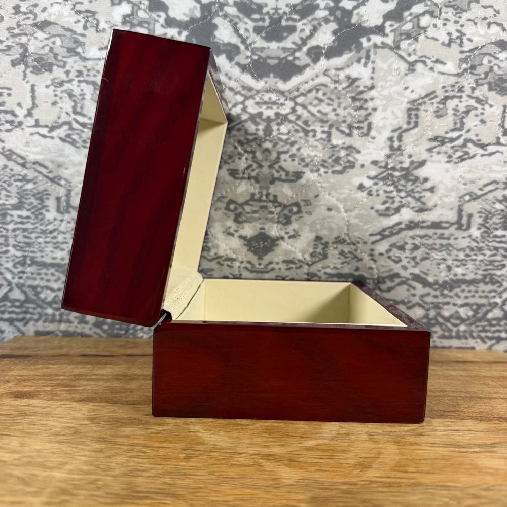 Ulysse Nardin Dark Wood Wooden Watch Box Display Jewelry Keep - Excellent Shape!